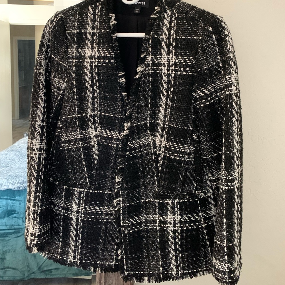 Beautiful Black/White Tweed Express Blazer